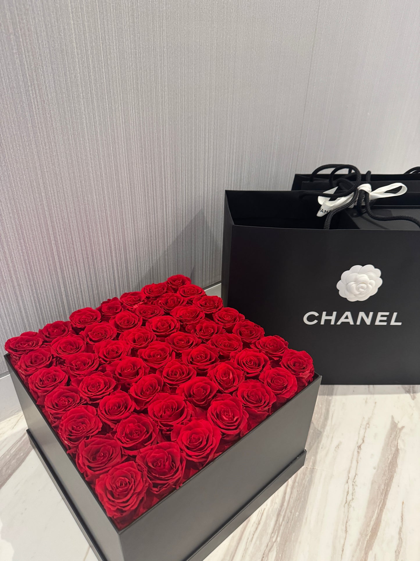 Love Red Rose Box 49 - Rhoel