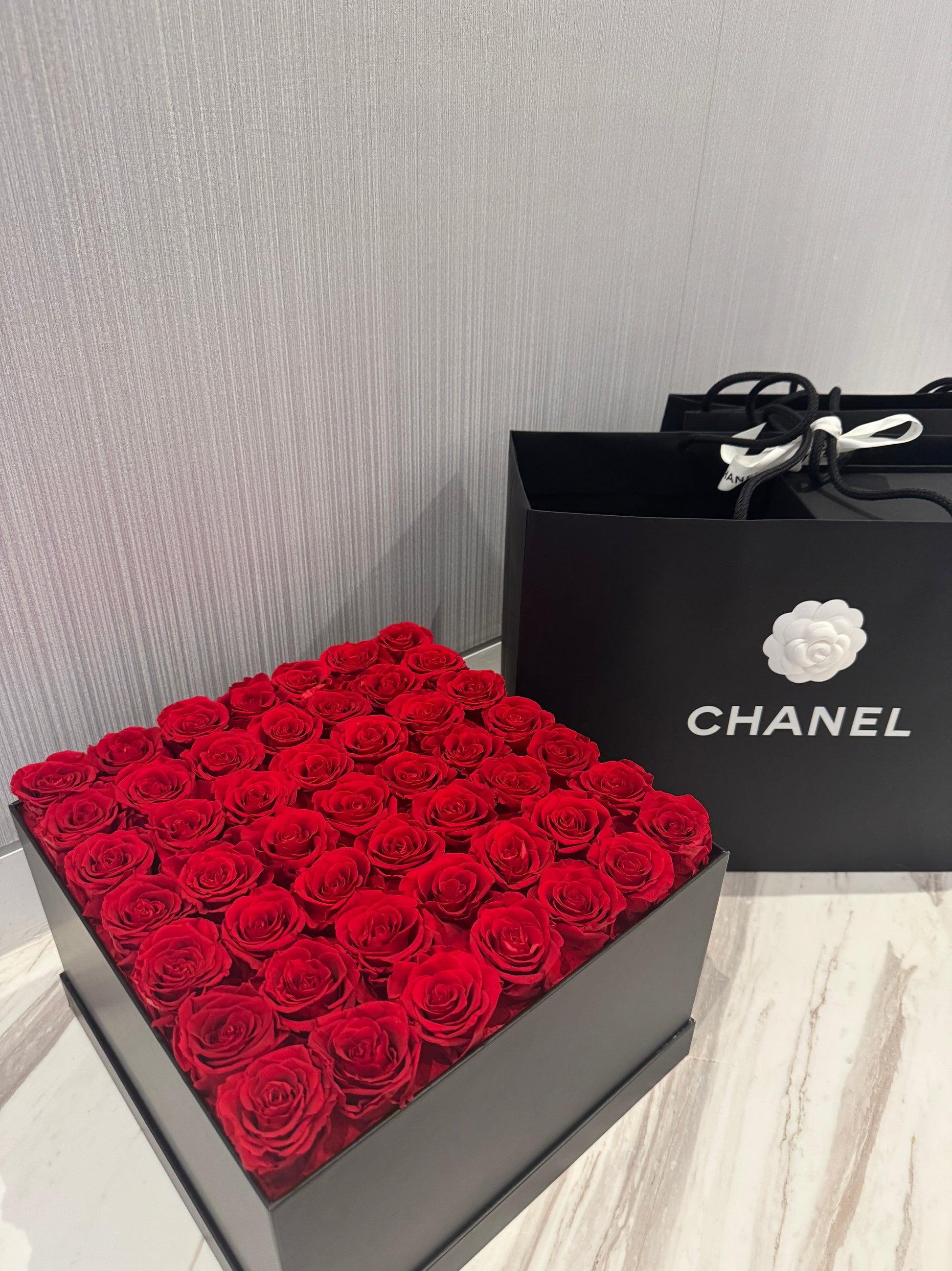 Love Red Rose Box 49 - Rhoel