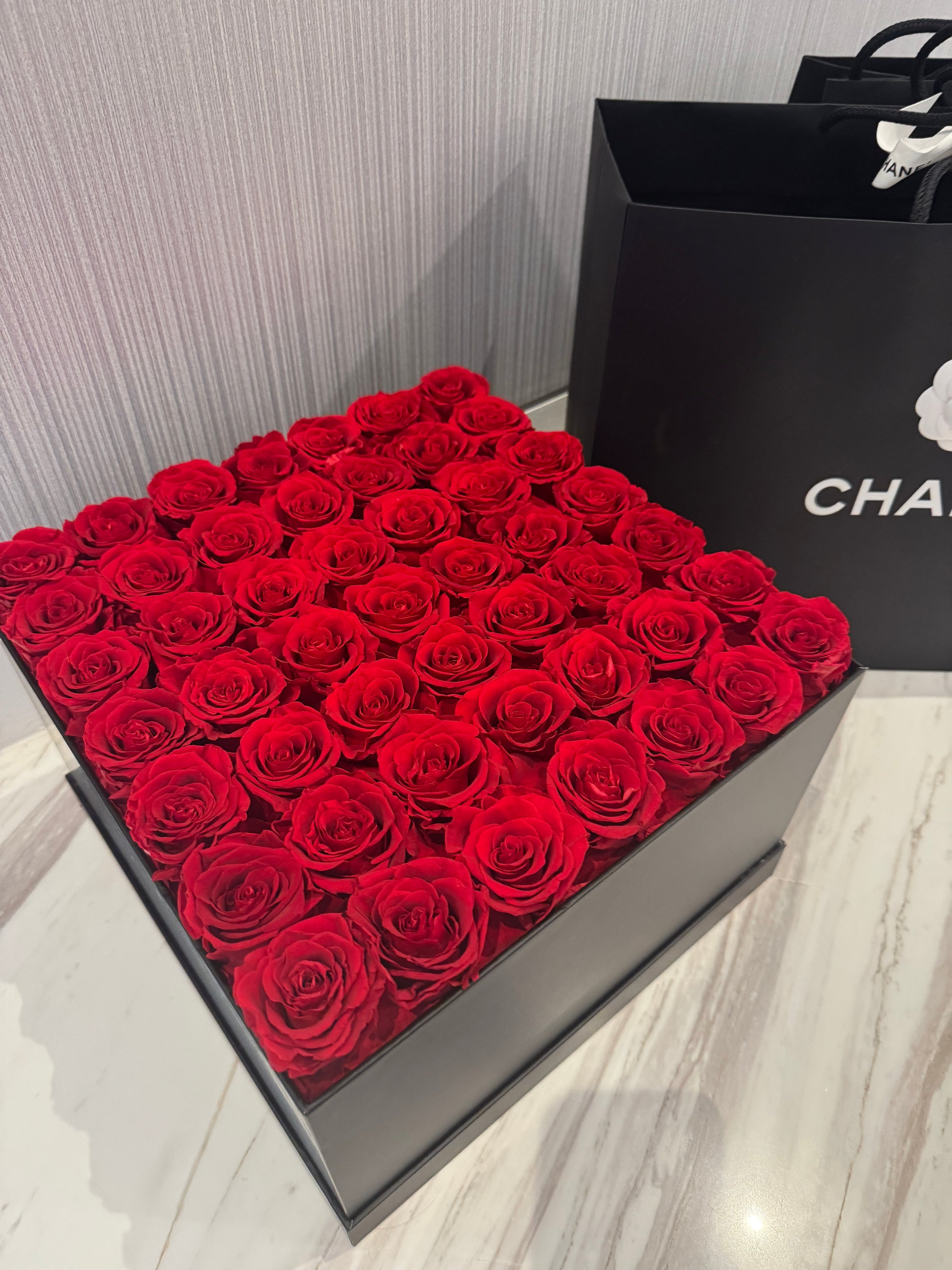 Love Red Rose Box 49 - Rhoel