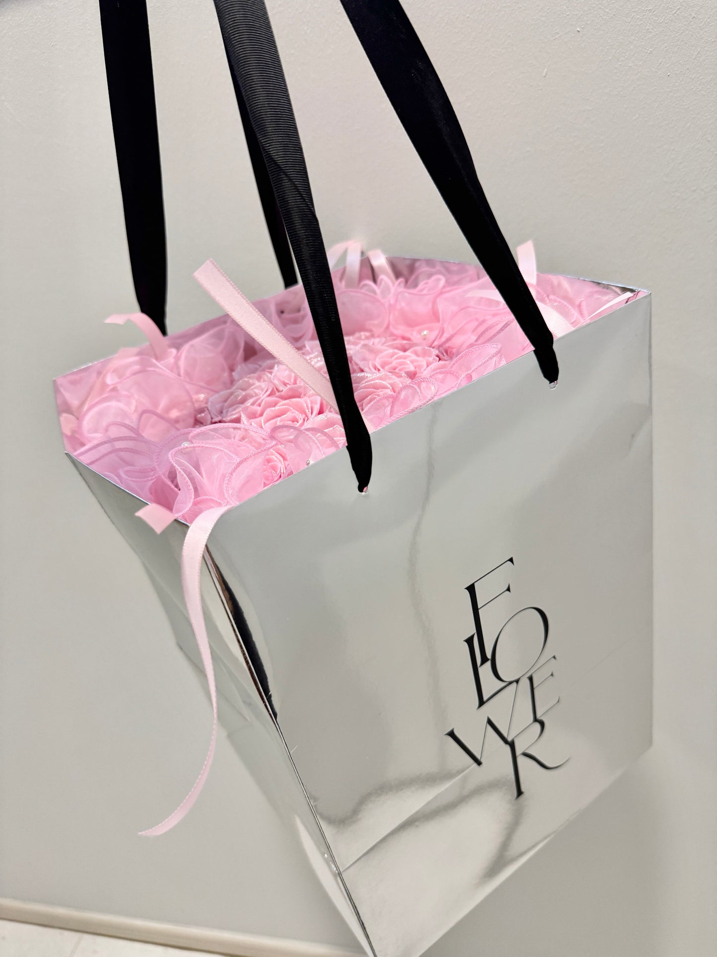Glittary Pink Classic Bouquet - Rhoel