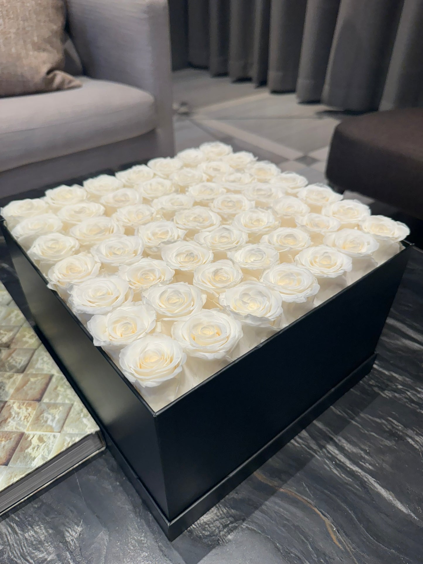 Honeymoon White Rose Box 49 - Rhoel